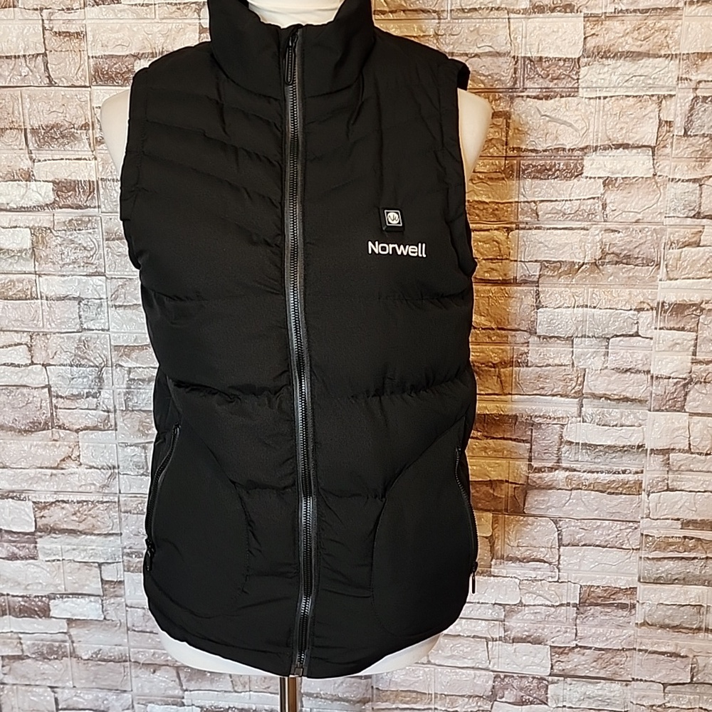 Norwell Black Quilted Puffer Vest